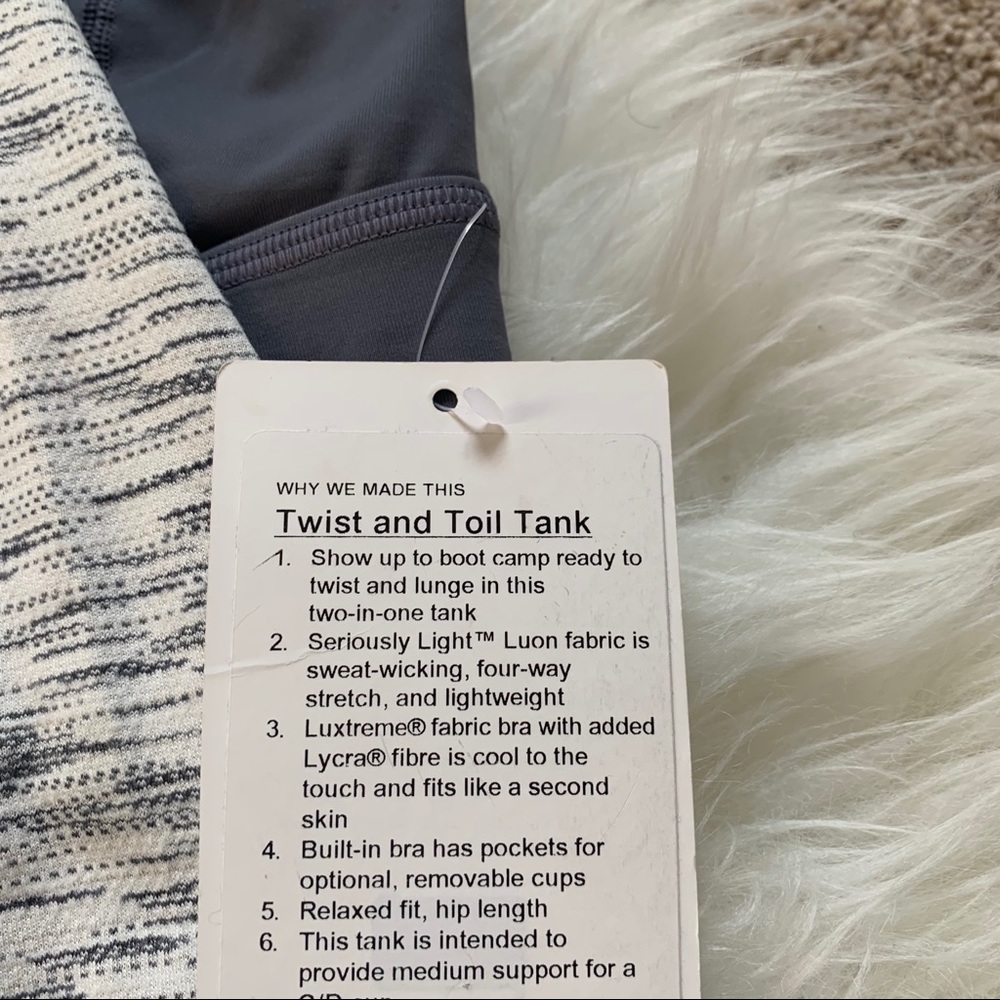 Lululemon Twist And Toil Tank with Bra - Picture 6 of 8